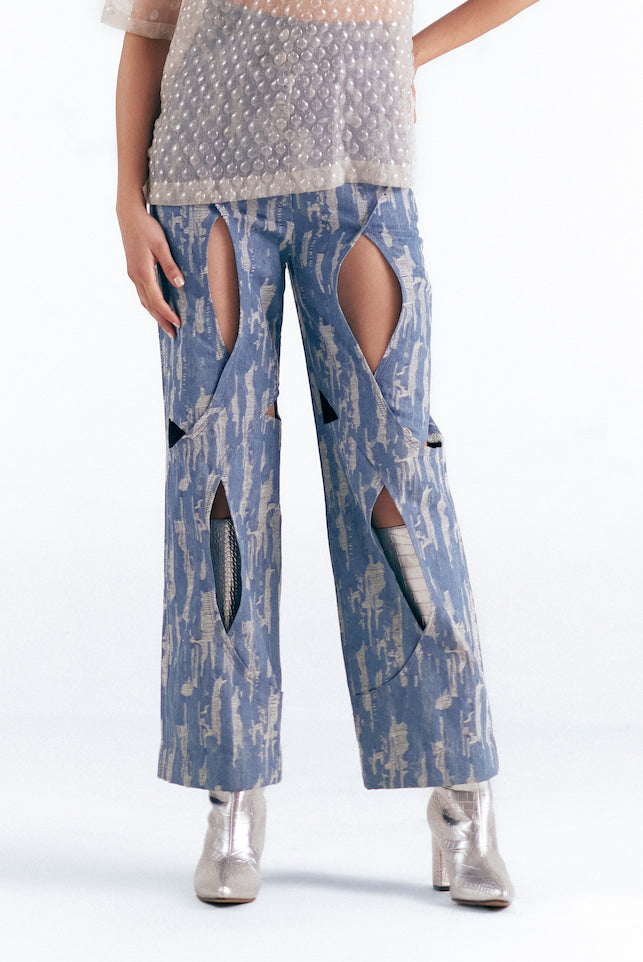 DENIM FRAY CUT OUT PANTS